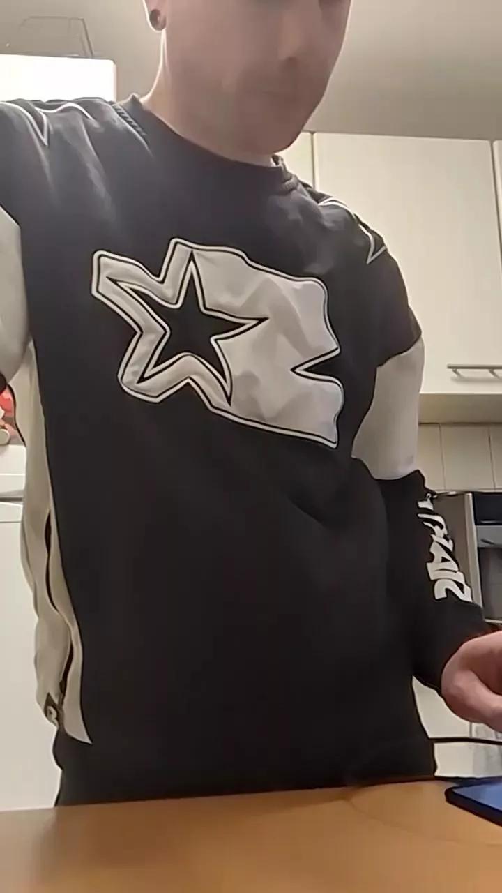 Vanillasky420 on Cam4 