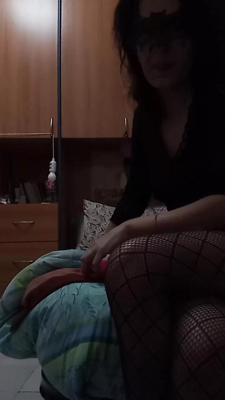 vogliadi6 on Cam4 