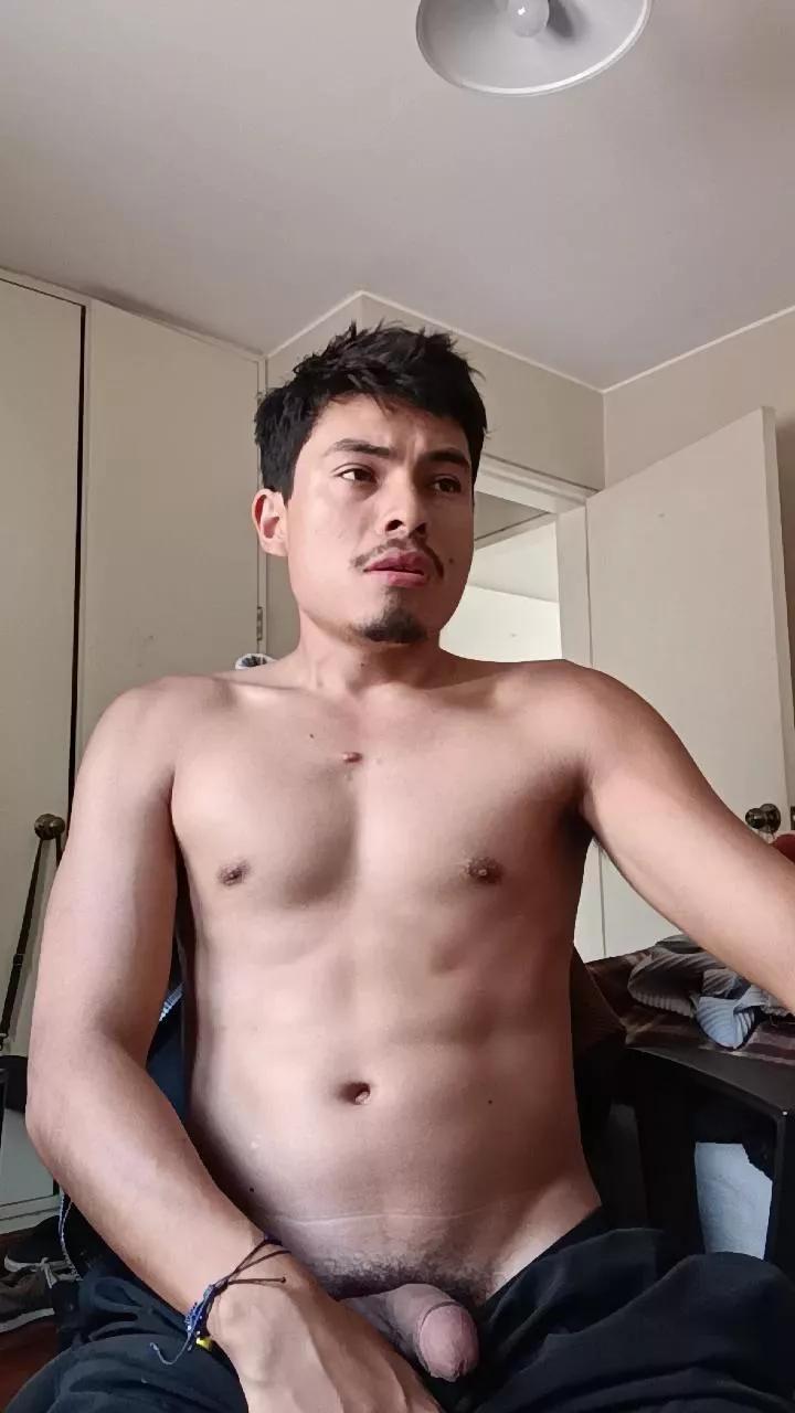 YesFrank on Cam4 