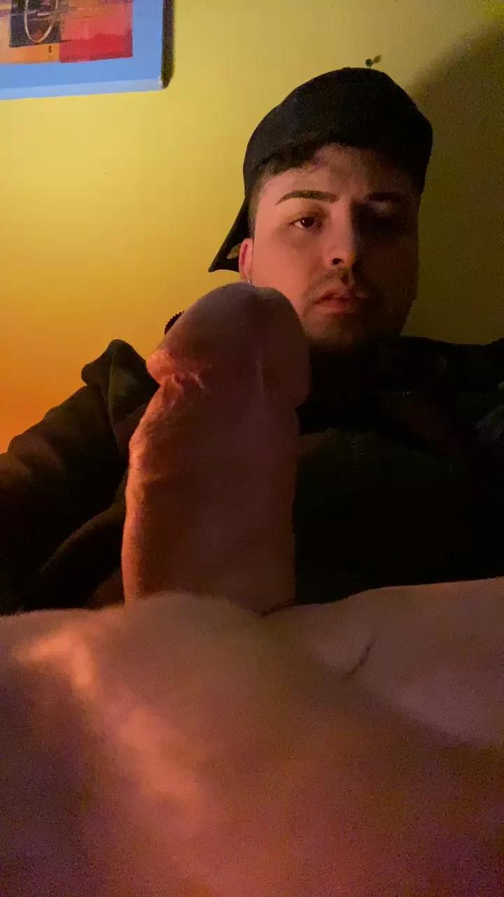 Young_boy_21ch on Cam4 