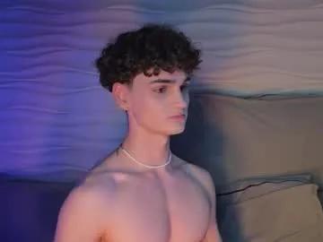 adam_21cm on Chaturbate 