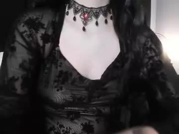 Freechat adeelinee on Chaturbate