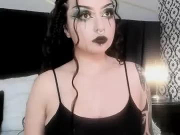 Freechat adeelinee on Chaturbate
