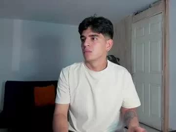 Freechat ares_johnsonn on Chaturbate