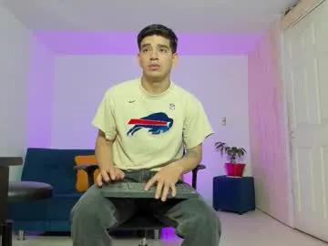 Freechat ares_johnsonn on Chaturbate