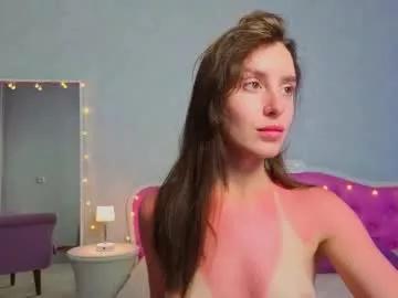 Freechat ariana_petite on Chaturbate