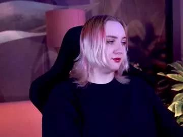 Freechat asheluck on Chaturbate