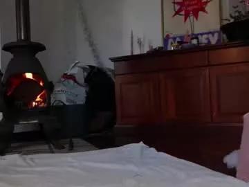 Freechat bellebabyboo on Chaturbate