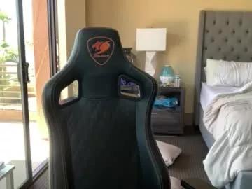 Freechat brettmycles on Chaturbate