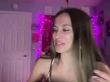 Freechat calibarbie24 on Chaturbate