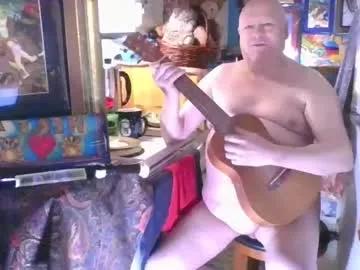 Freechat daddycubbyhubby on Chaturbate