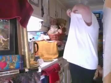 Freechat daddycubbyhubby on Chaturbate