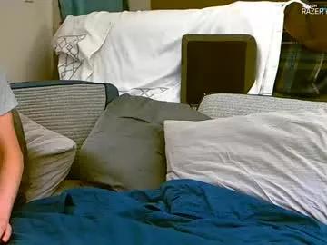 Freechat dilldough405 on Chaturbate