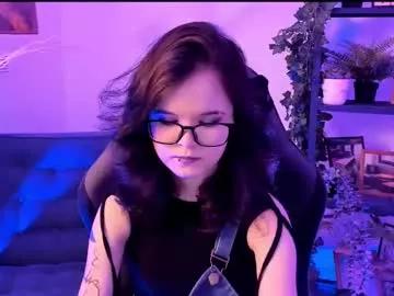 elainebeness on Chaturbate 