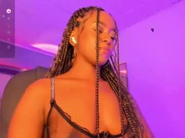 emilyhaan_ on Chaturbate 