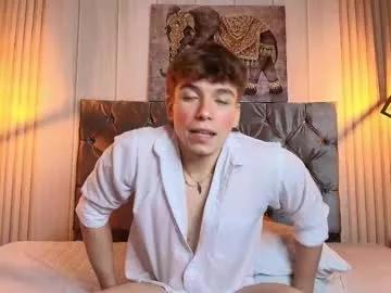 Freechat femboy_max on Chaturbate