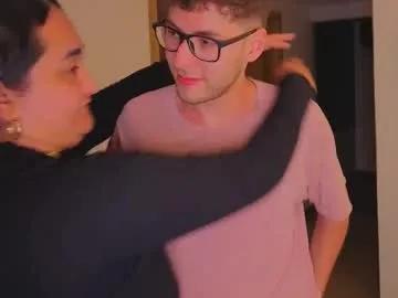 Freechat hipatiaandhephaestus on Chaturbate