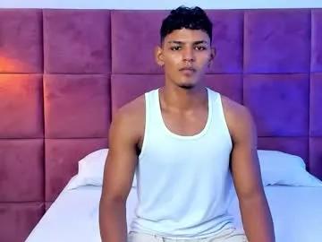 Explore Chaturbate's Hugo_cano hugo_cano from Chaturbate