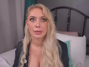 isadoradunkan on Chaturbate 