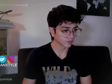Watch slutty slut Juancamroom juancamroom from Chaturbate