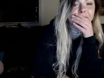Freechat kipsy420 on Chaturbate