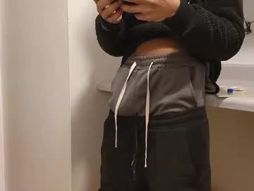 Freechat piercednlong on Chaturbate