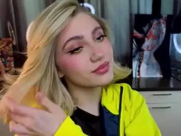 Private pinkadele on Chaturbate