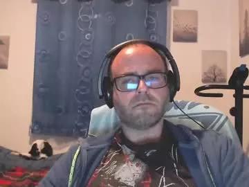ravingr3d3 on Chaturbate 
