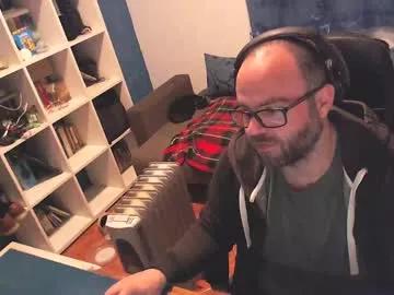 ravingr3d3 on Chaturbate 