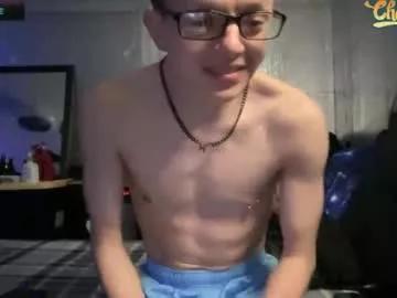 robertcicijr21 on Chaturbate 