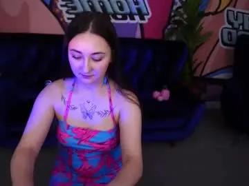 sashaduvalle on Chaturbate 