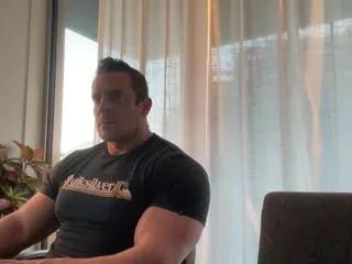 alessandro_builder_matt_player on Flirt4Free 