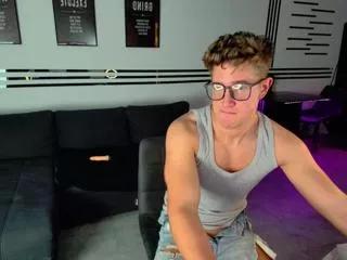 andy_levine on Flirt4Free 