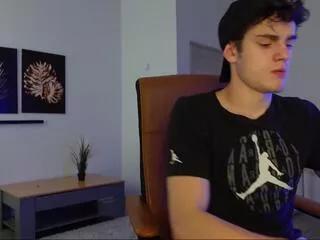 brad_holloway on Flirt4Free 