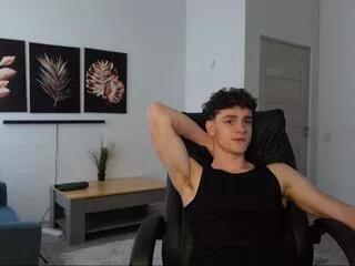 brad_holloway on Flirt4Free 