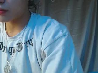 charlie_tomsom on Flirt4Free 