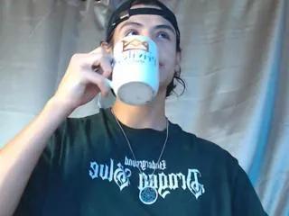 charlie_tomsom on Flirt4Free 