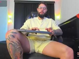 conor_santos on Flirt4Free 