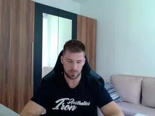 darius_giles on Flirt4Free 