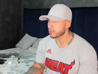 dave_max on Flirt4Free 