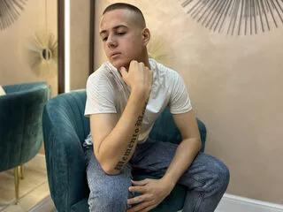 denzel_fox on Flirt4Free 