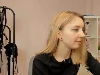 elsa_heartf on Flirt4Free 