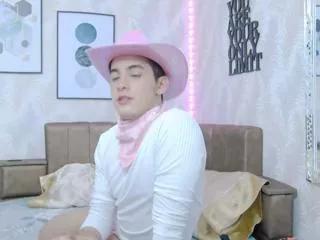 evan_moan on Flirt4Free 