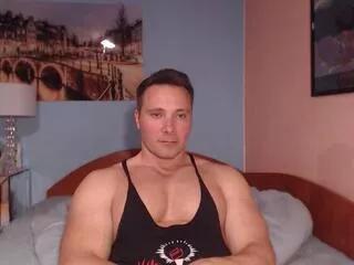 hunky_muscle on Flirt4Free 