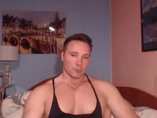 hunky_muscle on Flirt4Free 