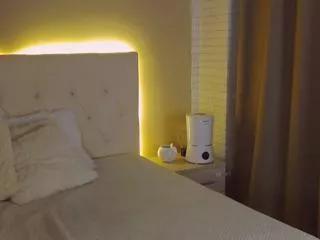 isadora_andrews on Flirt4Free 