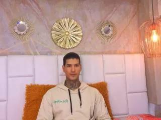 jiro_kenji on Flirt4Free 