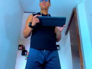 johnny_walls on Flirt4Free 