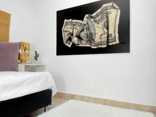 juliana_saenz on Flirt4Free 