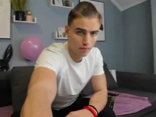 kyle_bakerr on Flirt4Free 